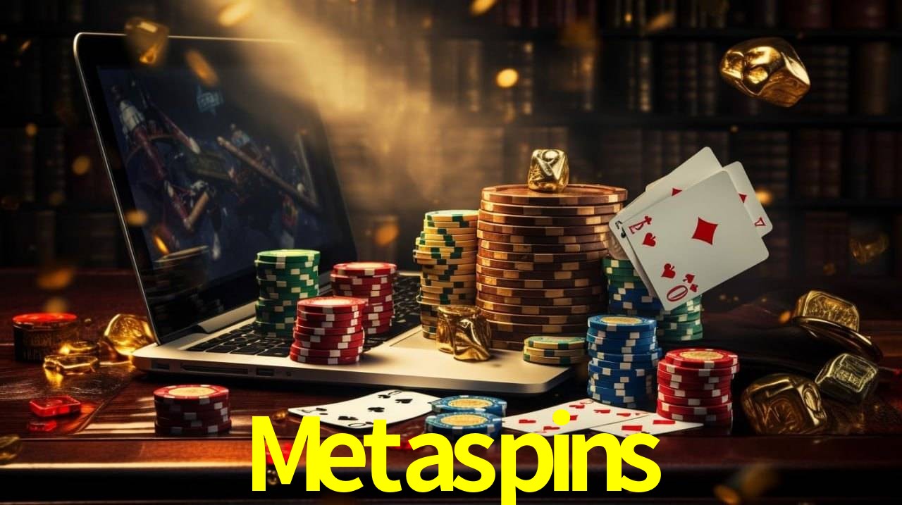 Escena dinámica inspirada en casino con iluminación Metaspins, cartas, fichas e íconos de juegos digitales en un espacio moderno de juegos.